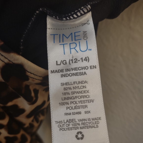 Time and Tru Women's Leopard Print Cut-Out One-Piece Swimsuit Size Large - Picture 10 of 10